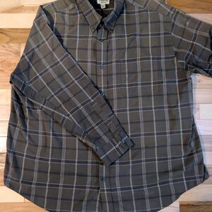 St. John's Bay Men's Gray Plaid Button Down Shirt